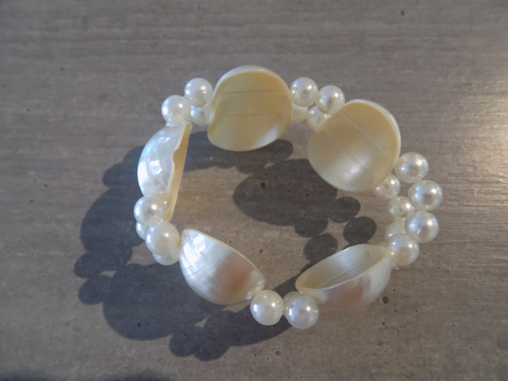 Artisanat - Bracelet coquilles et perles nacré